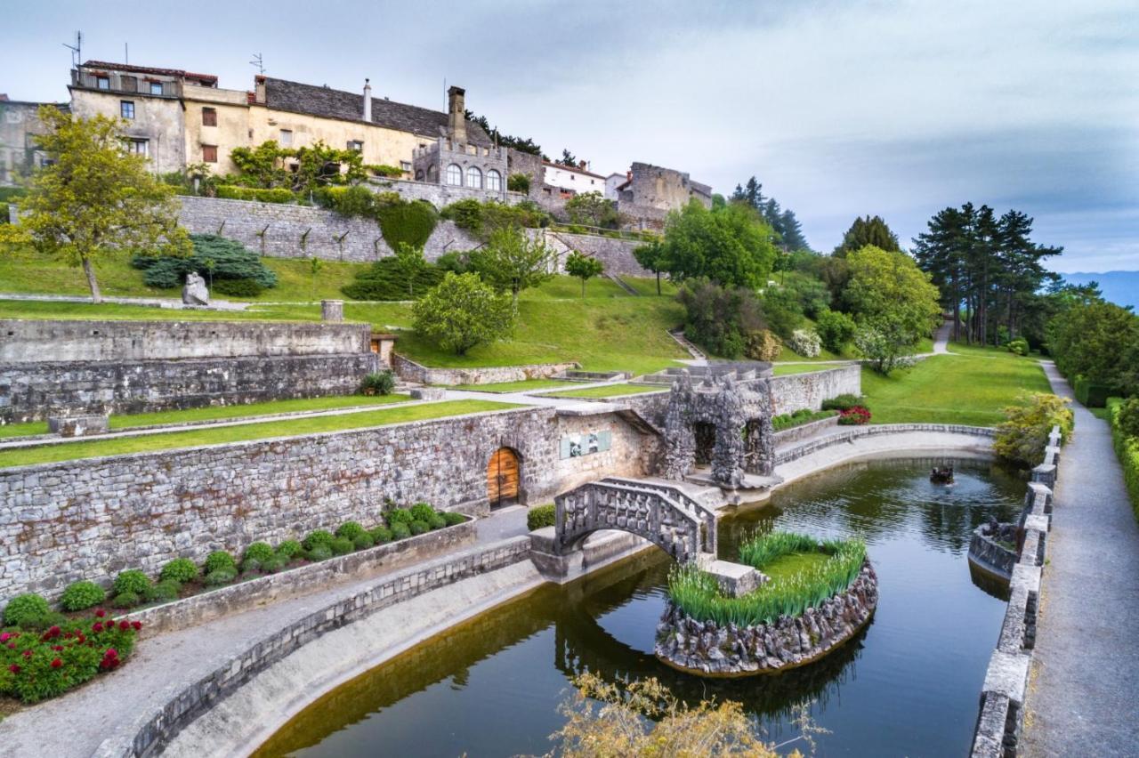 Vila Brinovka Kostanjevica na Krasu エクステリア 写真
